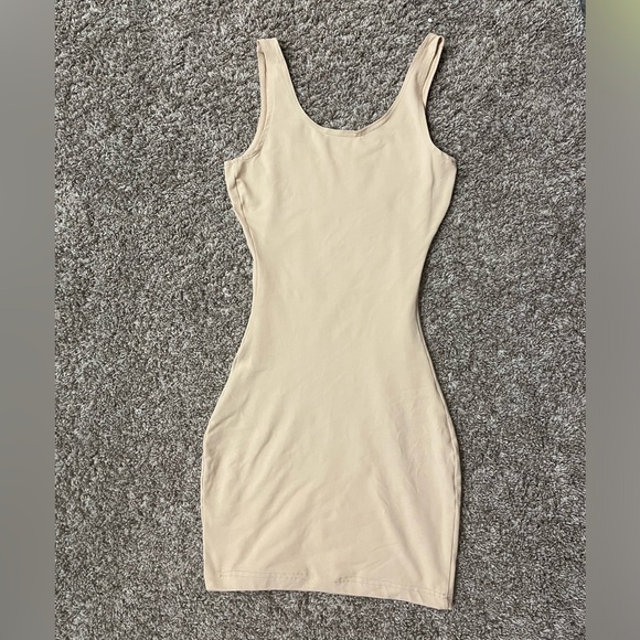 Dress Spanx/Slip - Picture 6 of 6